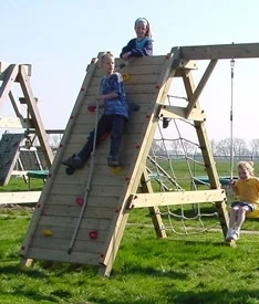 Aanbouw Klimmuur/ Klimnet Vario