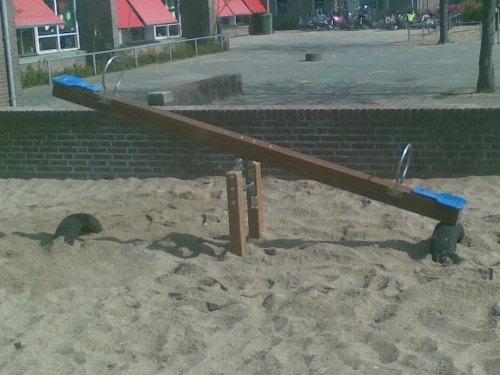 Hardhouten Wip Openbaar 4 Hardhouten Wip Openbaar - Afbeelding 2