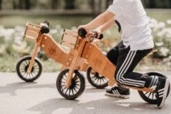 Tiny Tot Plus Bamboo Loopfiets Kinderfeets -Berg Winkel loopfiets kinderfeets tiny tot plus bamboe 4