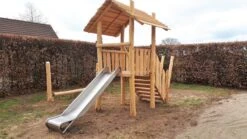 Robinia Toren Platformhoogte 125 Cm -Berg Winkel robinia speeltoren met rvs glijbaan 100 125 openbaar.jpg 1 scaled 1