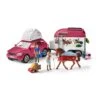 Schleich 42535 Avontuur Met Auto En Trailer HorseClub -Berg Winkel schleich 42535 avontuur met auto en trailer scaled 1