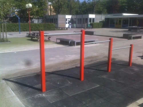 Duikelrek Staal Trio-uitvoering Turnrek Openbaar Gebruik 5 Duikelrek Staal Trio-uitvoering Turnrek Openbaar Gebruik - Afbeelding 3