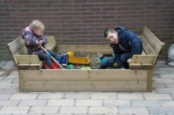 Houten Zandbak Met Bankjes Robuust Openbaar Gebruik 11 Houten Zandbak Met Bankjes Robuust Openbaar Gebruik -Berg Winkel zandbak 7